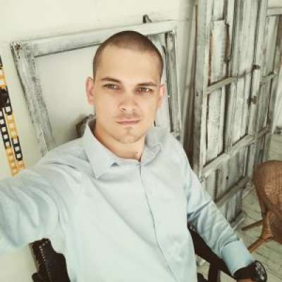 Антон Маслов's avatar image